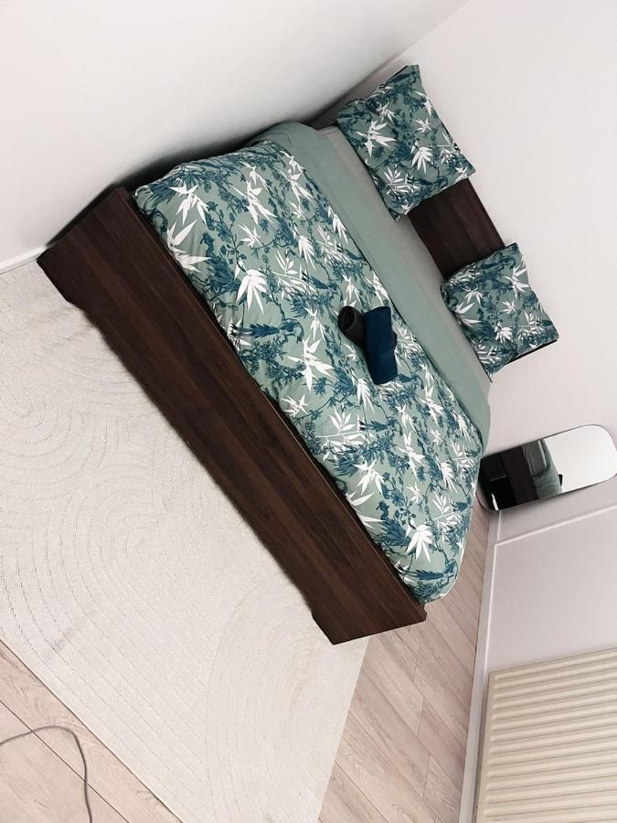 לס אוליס Logement Entier Chambre+Salon + Jardin & Terrasse מראה חיצוני תמונה