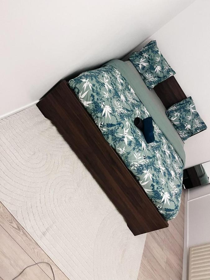 לס אוליס Logement Entier Chambre+Salon + Jardin & Terrasse מראה חיצוני תמונה